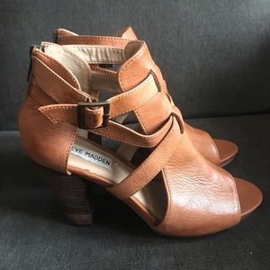 Steve Madden Block heel leather sandals